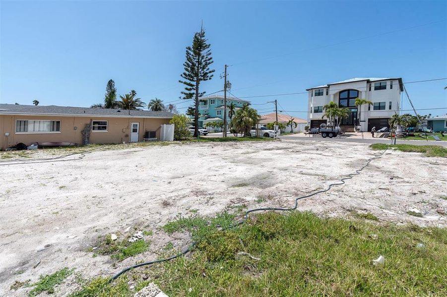 Front exterior of a new home in , Madeira Beach, FL, highlighting curb appeal (Image 5).