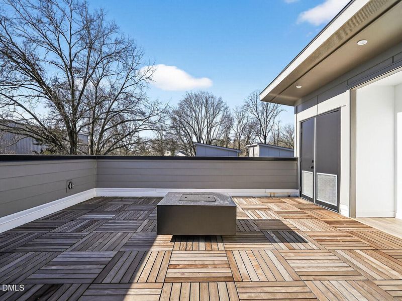 028-1280x960-rooftop-veranda 028-1280x960-rooftop-veranda