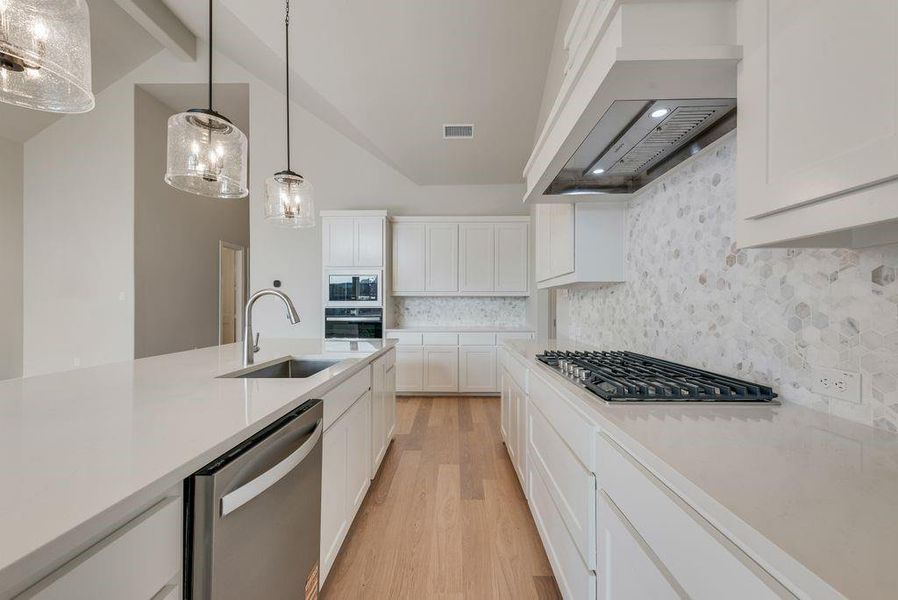 Furnished interior view inside a new home in Monterra, Fate (Image 12). Furnished interior view inside a new home in Monterra, Fate (Image 12).