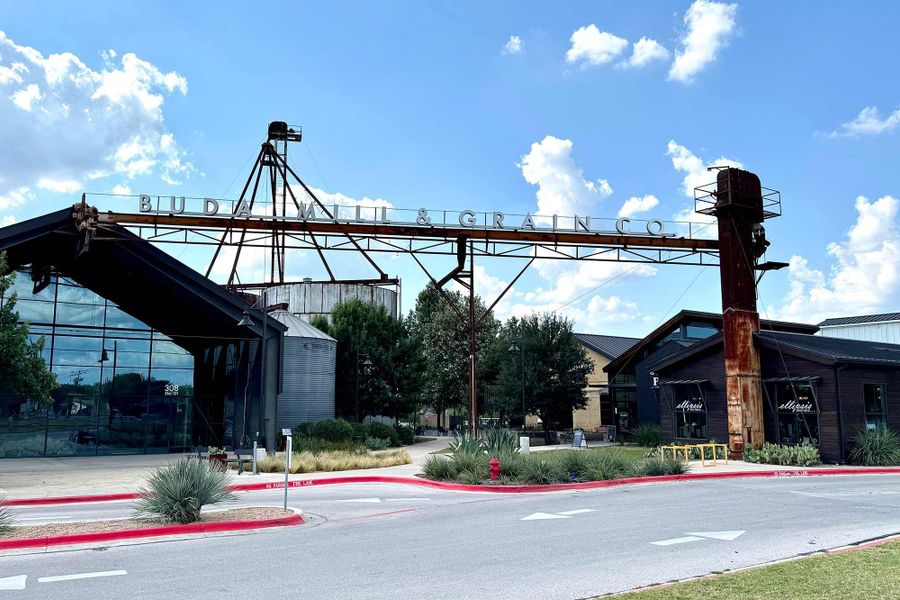 1 Mile Away from Historic Downtown Buda 1 Mile Away from Historic Downtown Buda