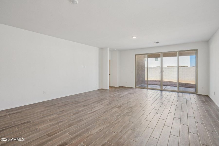 4-web-or-mls-W Old Timer Rd-S1211-004