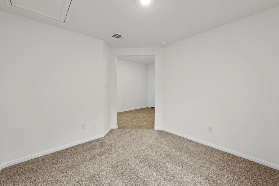 Spacious, unfurnished interior of a new home in Trace, San Marcos (Image 33).