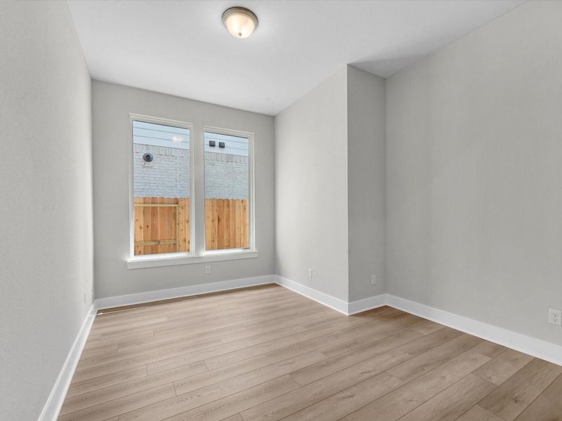 Spacious, unfurnished interior of a new home in Tompkins Reserve, Katy (Image 12).