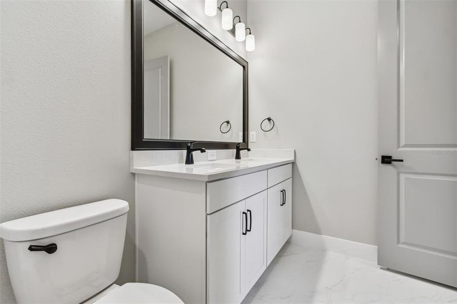 Furnished interior view inside a new home in Palmera Wellen Park - Classic Series, Venice (Image 11). Furnished interior view inside a new home in Palmera Wellen Park - Classic Series, Venice (Image 11).