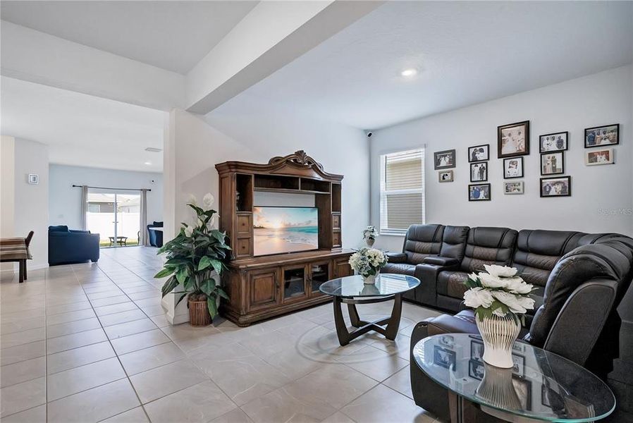 Furnished interior view inside a new home in Cypress Park Estates, Haines City (Image 25).