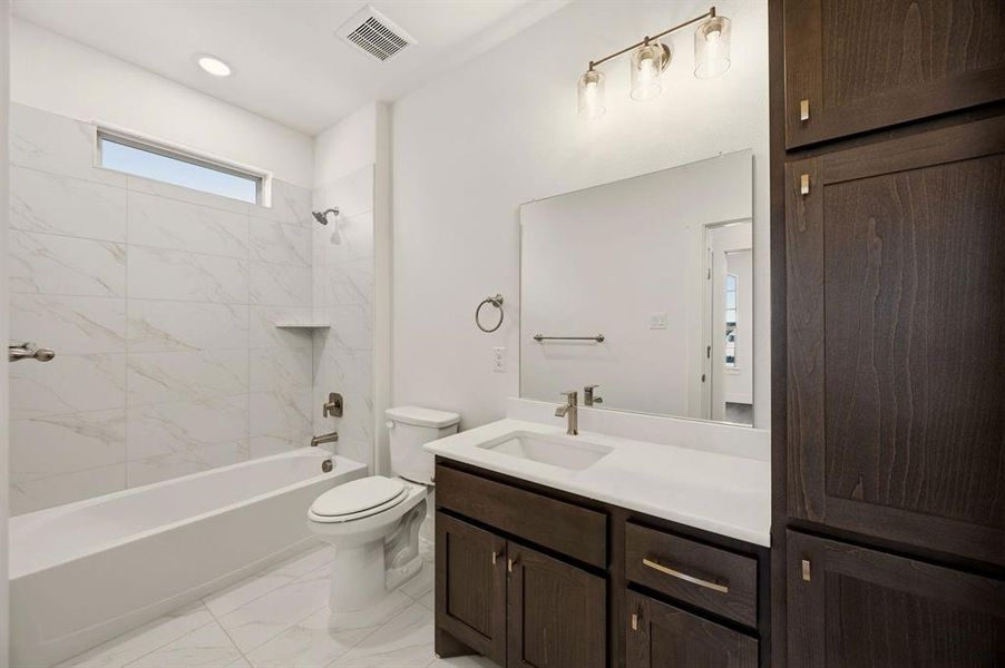 19-web-or-mls-4220-carrera-dr