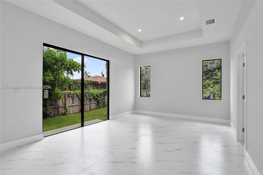 Spacious, unfurnished interior of a new home in , Fort Lauderdale (Image 12). Spacious, unfurnished interior of a new home in , Fort Lauderdale (Image 12).