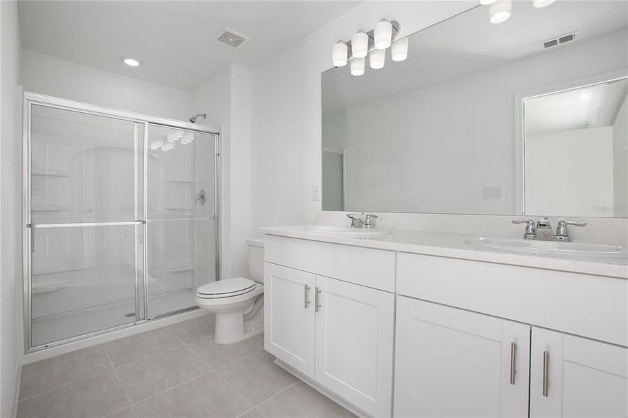 Furnished interior view inside a new home in , Edgewater (Image 6).