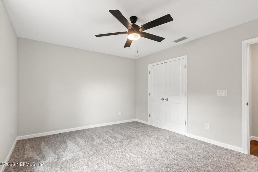 Spacious, unfurnished interior of a new home in , Palatka (Image 21).