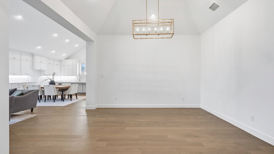 Spacious, unfurnished interior of a new home in Sweetgrass, Haslet (Image 20).
