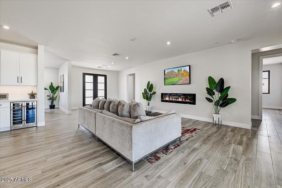 07-Family Room III 07-Family Room III