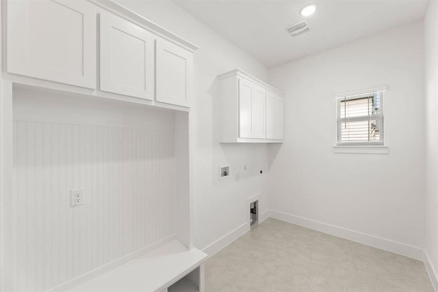 241 Broadmoor-Utility-1