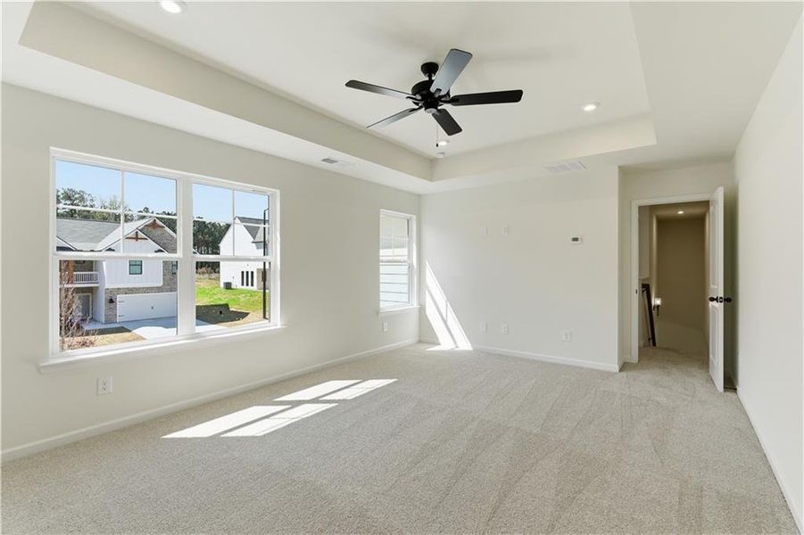 Spacious, unfurnished interior of a new home in The Overlook at Factory Shoals, Mableton (Image 37).