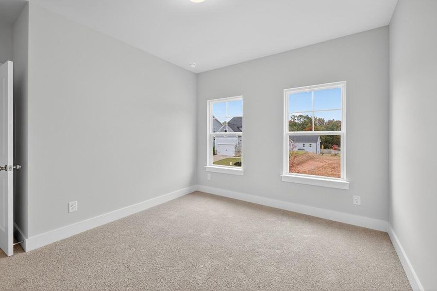 Spacious, unfurnished interior of a new home in Red Bird Manor, Jefferson (Image 27).