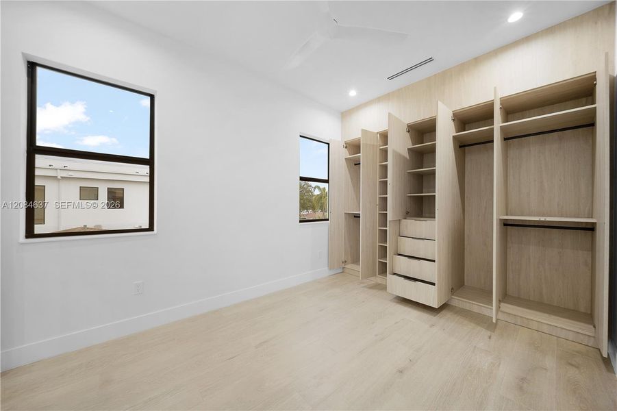 Image 61 of a home in .