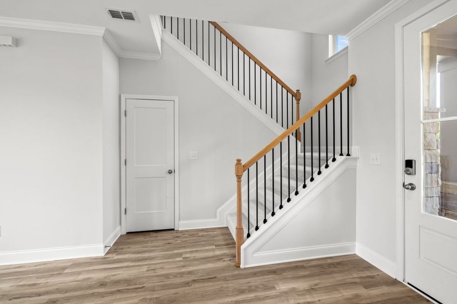 Representative unfurnished interior of a home built from the Atkinson by UnionMain Homes in Austin Springs, Bethlehem (Image 16).