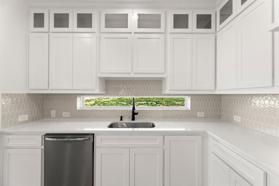 Image 31 of a home in Edgewood Creek.