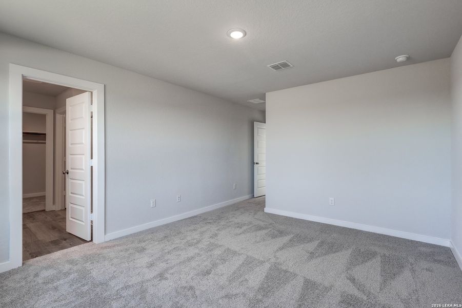 Spacious, unfurnished interior of a new home in Mesa Vista, San Antonio (Image 22). Spacious, unfurnished interior of a new home in Mesa Vista, San Antonio (Image 22).