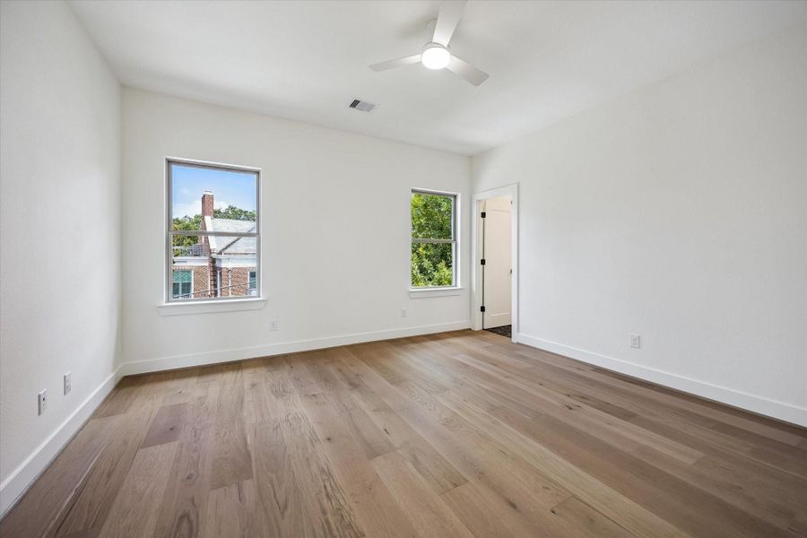 Secondary bedroom #2