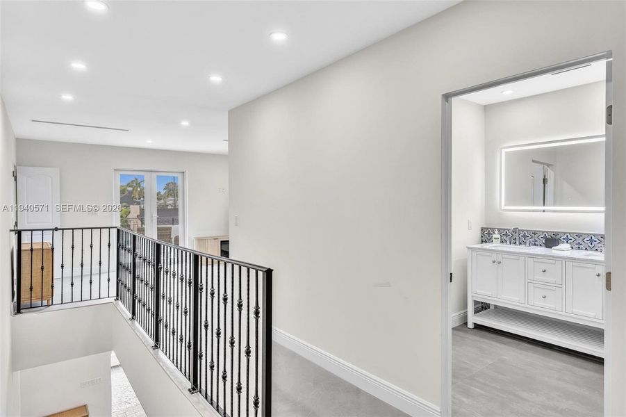 Furnished interior view inside a new home in , Miami (Image 39).