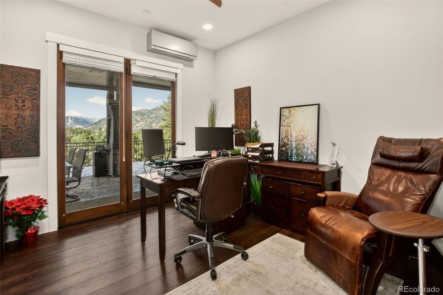 Furnished interior view inside a new home in , Evergreen (Image 14).