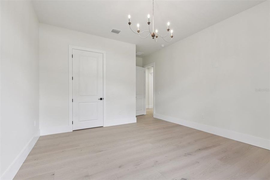 Spacious, unfurnished interior of a new home in , Lutz (Image 44).