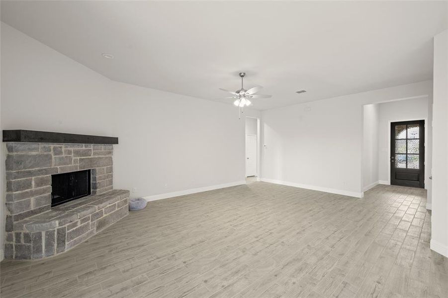 200 Shepards- Living room-2 200 Shepards- Living room-2