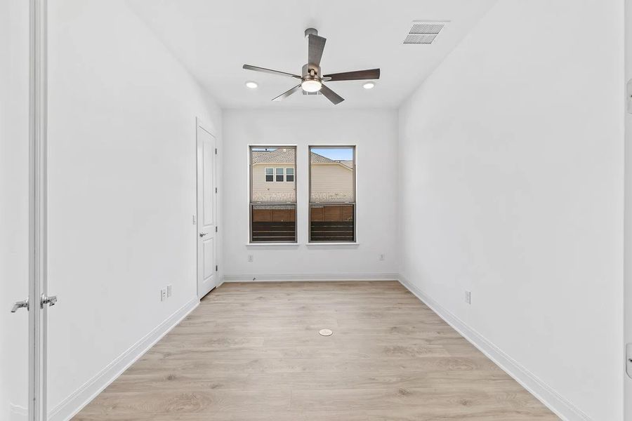 Bristol C home office