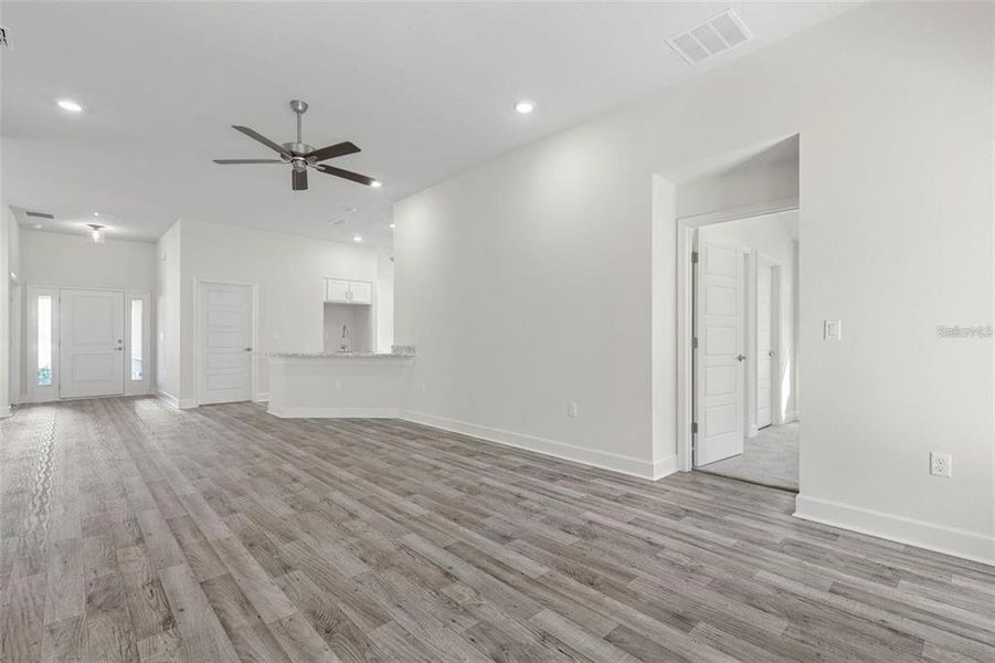 Spacious, unfurnished interior of a new home in Palm Coast, Palm Coast (Image 12).