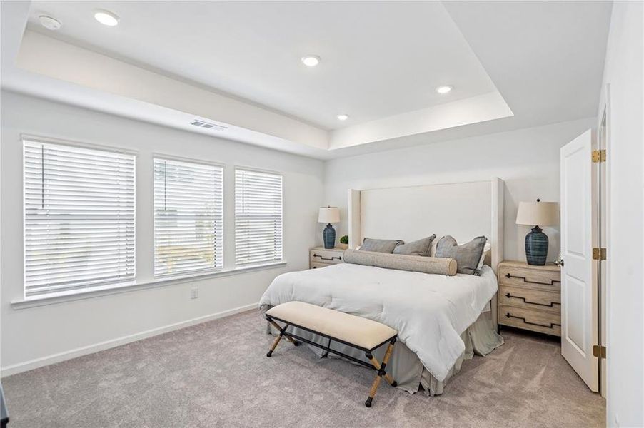 Furnished interior view inside a new home in Rosewood Farm, Lawrenceville (Image 12).