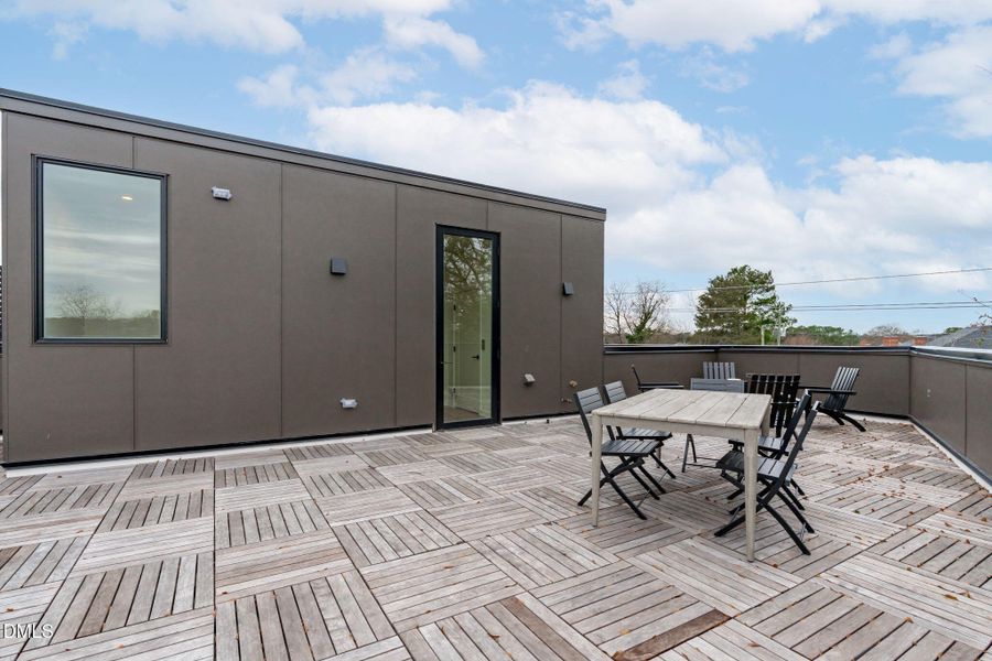 Rooftop Dining/Lounge #3 Rooftop Dining/Lounge #3