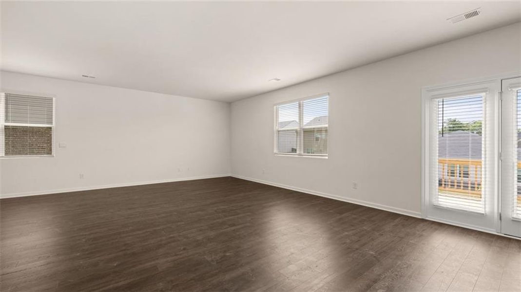Spacious, unfurnished interior of a new home in Jackson Landing, Jefferson (Image 11).
