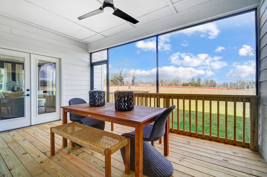 Representative exterior details of a home built from the Lexington II by Caruso Homes in Rolling Meadows, Mooresville (Image 36).