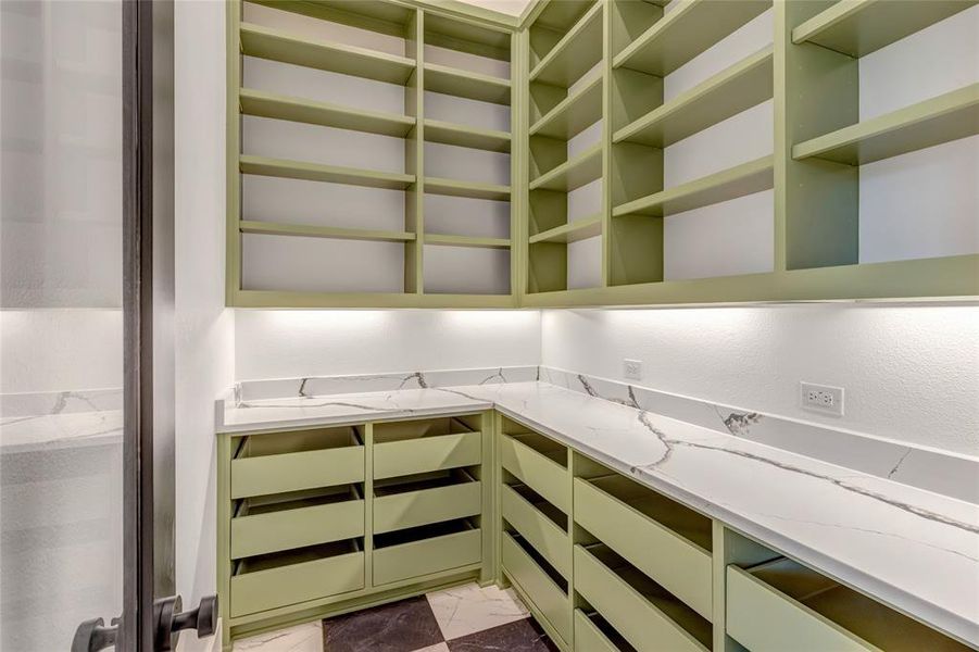 Image 38 of a home in .