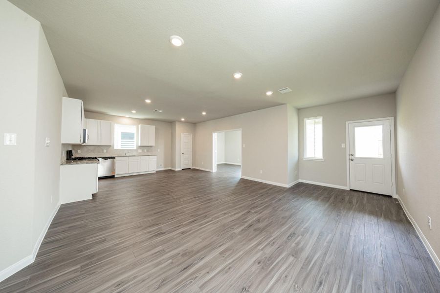 Image 17 of a home in Cliffstone Hills. Image 17 of a home in Cliffstone Hills.