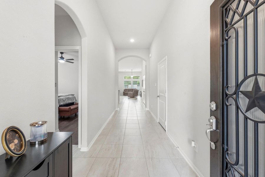 Step inside to soaring ceilings, clean modern finishes, and a bright, welcoming entry that instantly feels like home. Step inside to soaring ceilings, clean modern finishes, and a bright, welcoming entry that instantly feels like home.