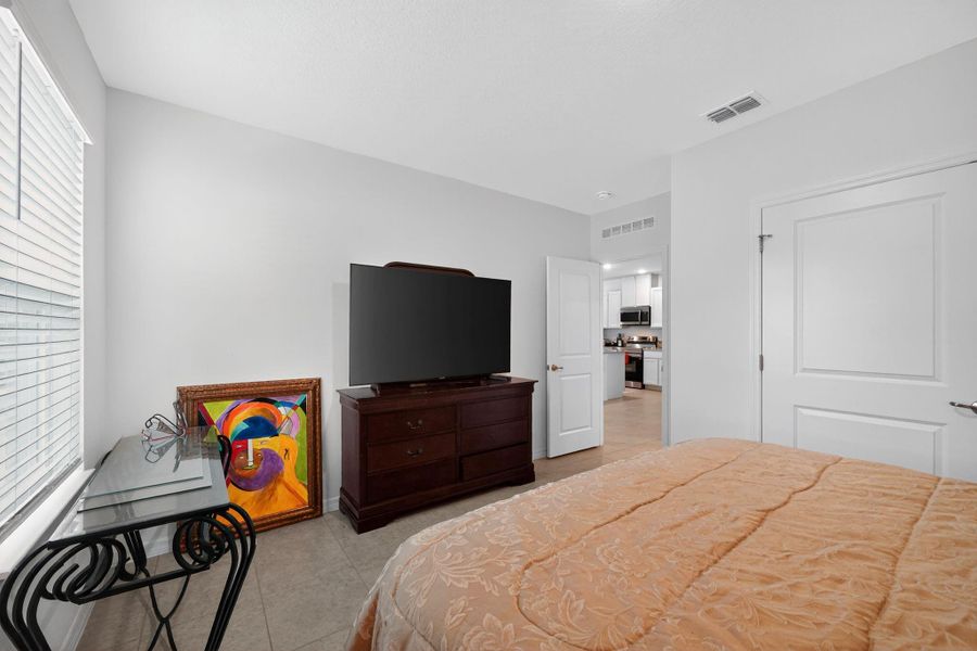 Furnished interior view inside a new home in , Vero Beach (Image 6).