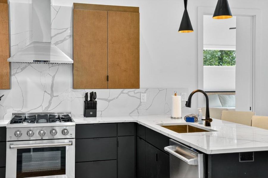 Furnished interior view inside a new home in , Blue Ridge (Image 27). Furnished interior view inside a new home in , Blue Ridge (Image 27).