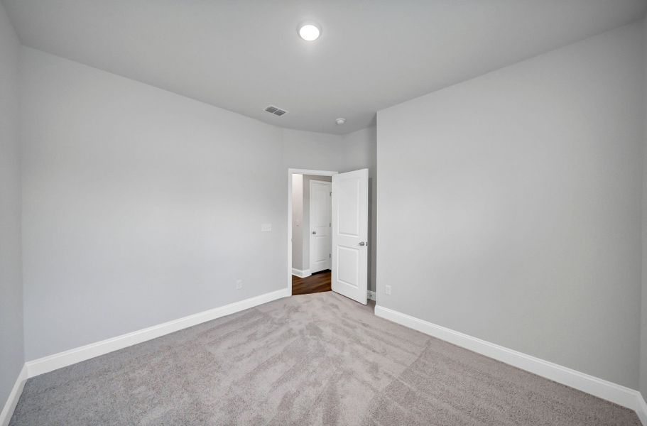 Spacious, unfurnished interior of a new home in Monroe Preserve, Chapin (Image 68).