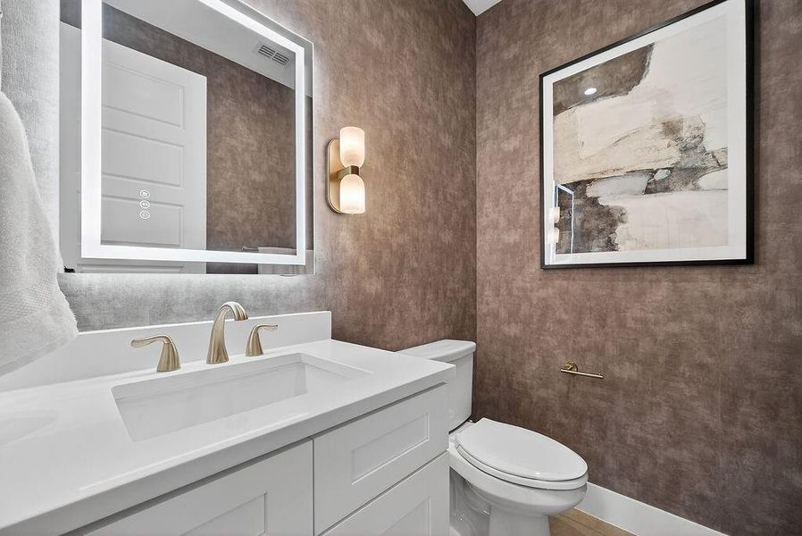 Furnished interior view inside a new home in , Dallas (Image 34). Furnished interior view inside a new home in , Dallas (Image 34).