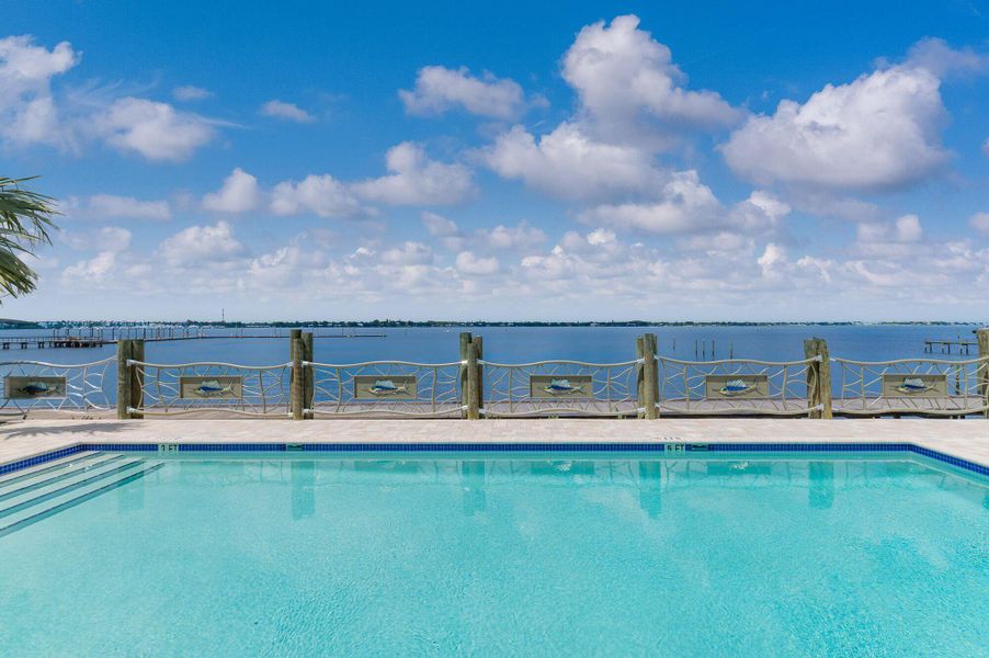 41 SW Seminole Street 305 2