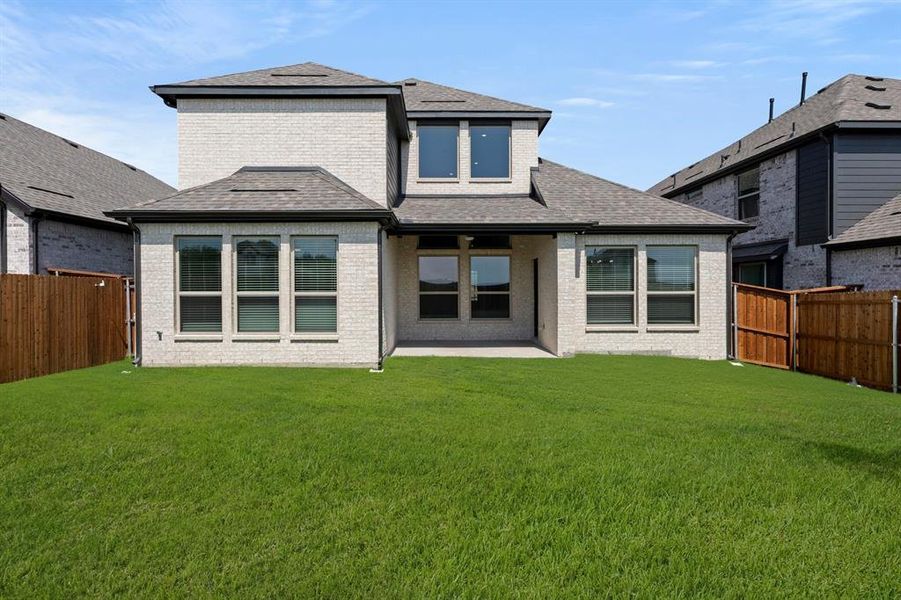 Exterior details and patio area of a home in Brookfield, Melissa (Image 3). Exterior details and patio area of a home in Brookfield, Melissa (Image 3).