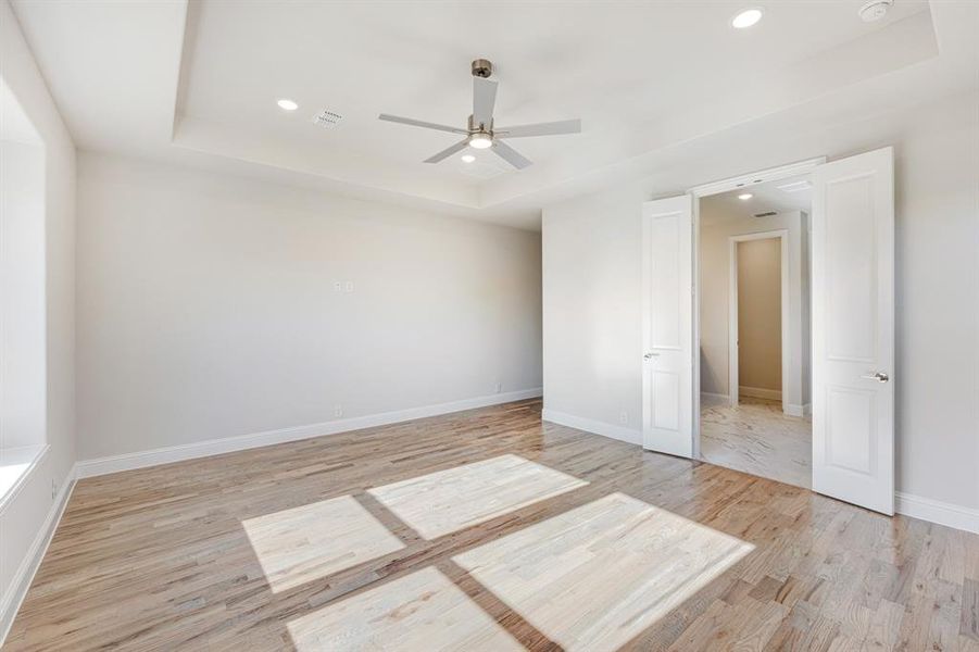 Spacious, unfurnished interior of a new home in Hayes Crossing, Midlothian (Image 26).