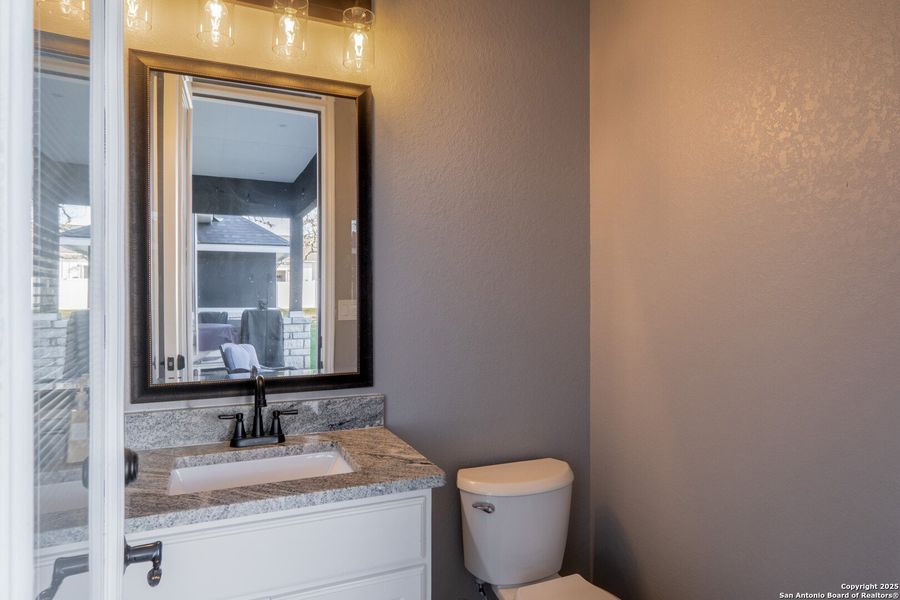 Furnished interior view inside a new home in , La Vernia (Image 39). Furnished interior view inside a new home in , La Vernia (Image 39).