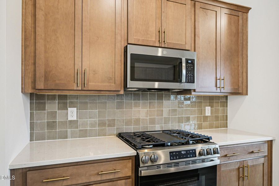 10-web-or-mls-Quarry Rd-S1410-010