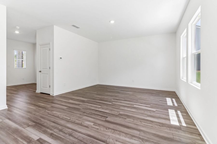 Representative unfurnished interior of a home built from the Copernicus by Starlight Homes in Vida Mar, League City (Image 13). Representative unfurnished interior of a home built from the Copernicus by Starlight Homes in Vida Mar, League City (Image 13).