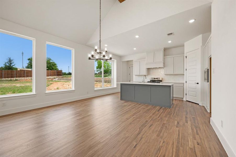 Spacious, unfurnished interior of a new home in The Resort on Eagle Mt. Lake, Fort Worth (Image 22). Spacious, unfurnished interior of a new home in The Resort on Eagle Mt. Lake, Fort Worth (Image 22).
