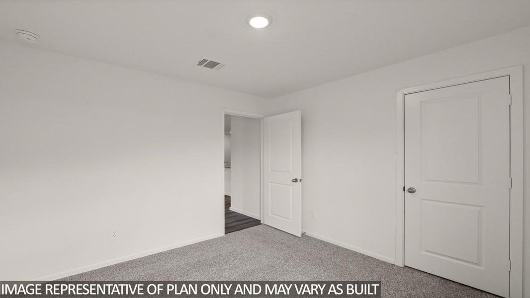 Spacious, unfurnished interior of a new home in The Canopies, Splendora (Image 16).