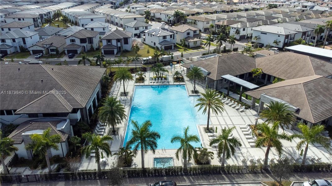 Image 36 of a home in .