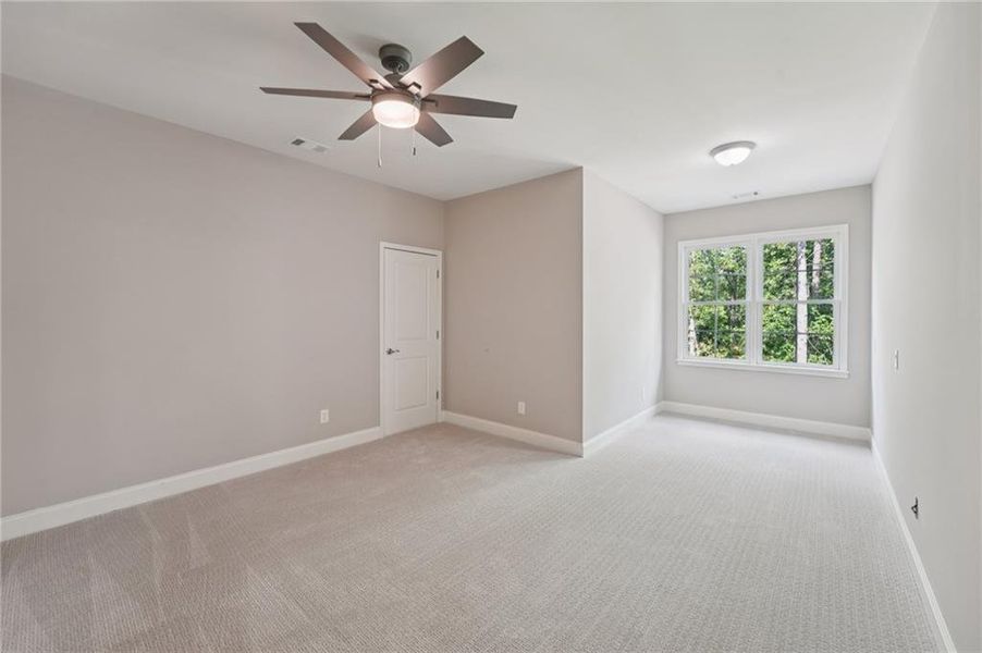 Spacious, unfurnished interior of a new home in The Reserve At Governors Towne Club, Acworth (Image 67). Spacious, unfurnished interior of a new home in The Reserve At Governors Towne Club, Acworth (Image 67).
